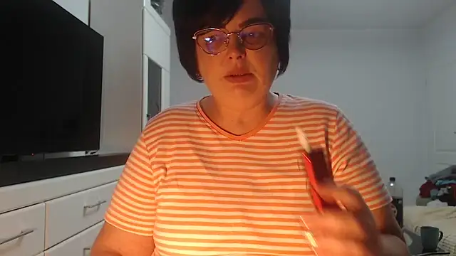 Amandamuller1982 online show from 04-24-26, 10:45