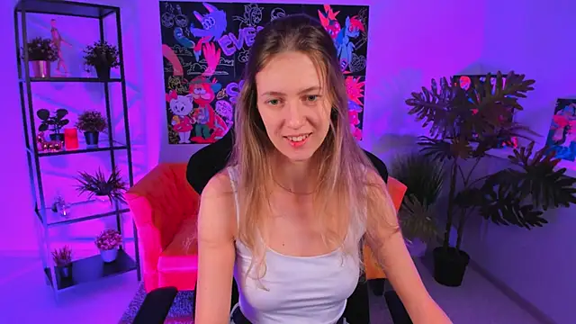 Snapshot of Sharon_Evansi chatting on 12-26-24, 08:50 Sharon Evansi online show from 12-26-24, 08:50