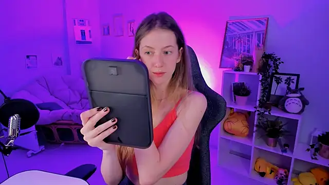 Snapshot of Sharon_Evansi chatting on 01-22-25, 11:45 Sharon Evansi online show from 01-22-25, 11:45