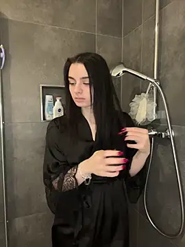 AdelinaAlia online show from 12-16-25, 11:15