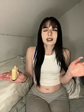 AdelinaAlia online show from 03-12-26, 06:25