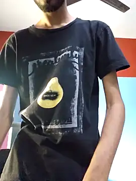 Snapshot of Luffyslim chatting on 12-02-24, 05:37 Luffyslim online show from 12-02-24, 05:37