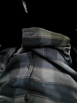 Snapshot of Luffyslim chatting on 12-24-24, 11:28 Luffyslim online show from 12-24-24, 11:28