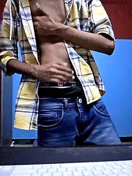 Snapshot of Luffyslim chatting on 02-16-25, 06:21 Luffyslim online show from 02-16-25, 06:21