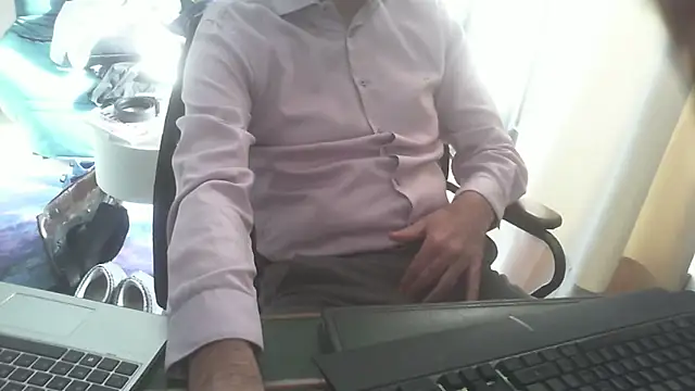 shyfrenchcock1 online show from 11-10-25, 10:58