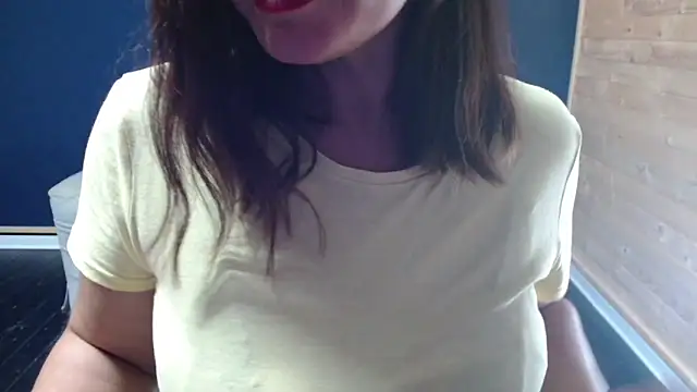 Snapshot of NovaBabe21 chatting on 09-24-25, 06:39 NovaBabe21 online show from 09-24-25, 06:39