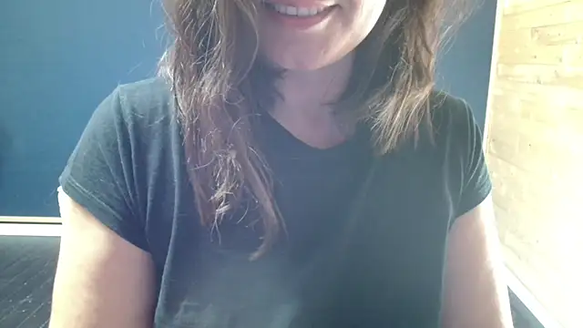 Snapshot of NovaBabe21 chatting on 09-27-25, 05:01 NovaBabe21 online show from 09-27-25, 05:01