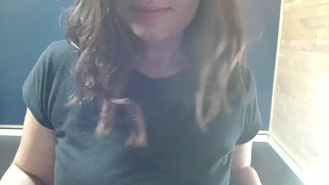 Snapshot of NovaBabe21 chatting on 10-09-25, 06:55 NovaBabe21 online show from 10-09-25, 06:55