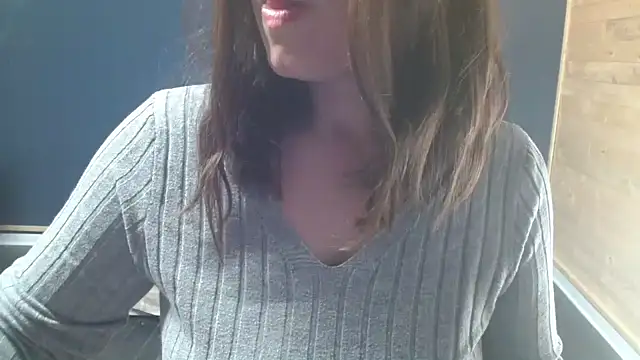 Snapshot of NovaBabe21 chatting on 10-10-25, 12:42 NovaBabe21 online show from 10-10-25, 12:42