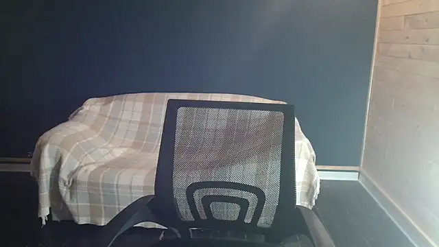 Snapshot of NovaBabe21 chatting on 10-12-25, 05:39 NovaBabe21 online show from 10-12-25, 05:39