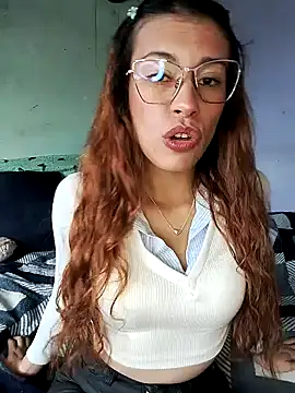 Snapshot of dahana0 chatting on 12-18-24, 03:33 dahana0 online show from 12-18-24, 03:33