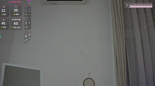 ZoeeZolton online show from 03-06-25, 09:53