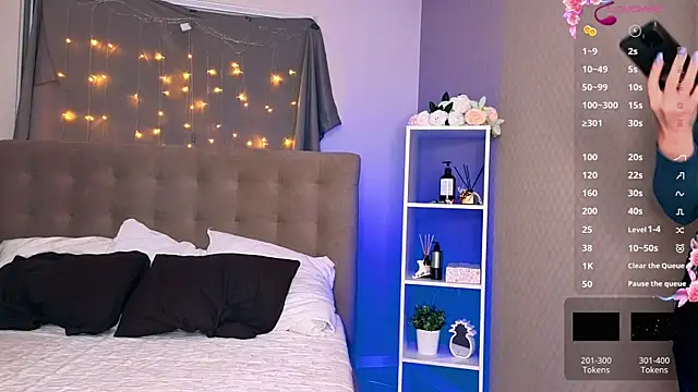 Snapshot of Bella_Murrr chatting on 01-17-25, 12:42 Bella Murrr online show from 01-17-25, 12:42