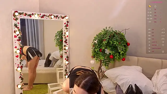 Snapshot of Bella_Murrr chatting on 02-14-25, 01:08 Bella Murrr online show from 02-14-25, 01:08