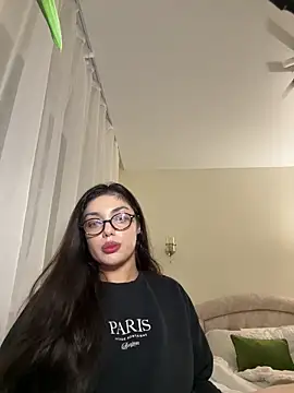 Snapshot of Sweet_Khalifa_ chatting on 01-25-25, 03:09 Sweet Khalifa online show from 01-25-25, 03:09