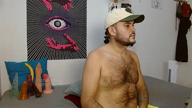 Snapshot of fetish_padrino chatting on 09-17-25, 04:08 fetish padrino online show from 09-17-25, 04:08