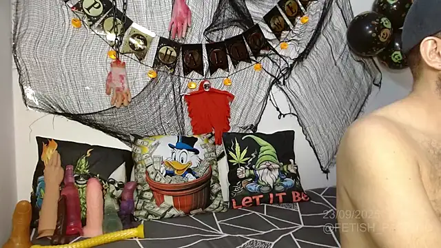 Snapshot of fetish_padrino chatting on 09-24-25, 05:22 fetish padrino online show from 09-24-25, 05:22