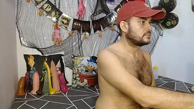 Snapshot of fetish_padrino chatting on 09-25-25, 02:10 fetish padrino online show from 09-25-25, 02:10