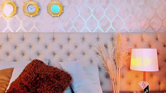 HannaBruun online show from 02-04-25, 10:24