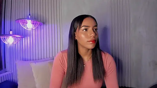 ChloeTayylor  online show from 01-10-25, 08:26