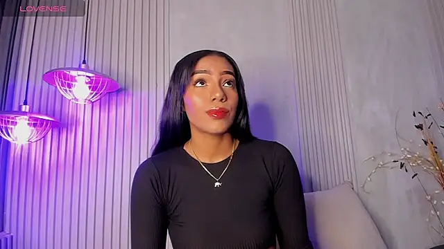 ChloeTayylor  online show from 01-18-25, 08:51