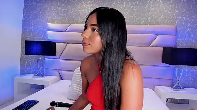 Snapshot of ChloeTayylor_ chatting on 11-05-25, 07:47 ChloeTayylor online show from 11-05-25, 07:47