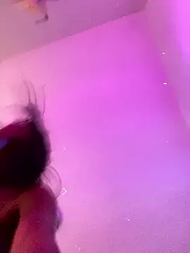 bonnie 18x online show from 02-05-25, 10:19