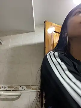 bonnie 18x online show from 02-18-25, 01:11