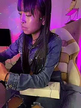 bonnie 18x online show from 02-20-25, 02:40