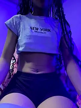 bonnie 18x online show from 11-26-25, 09:38