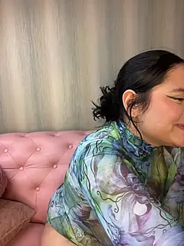 Snapshot of PoliBenett_ chatting on 02-26-25, 12:16 PoliBenett online show from 02-26-25, 12:16