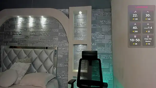 Snapshot of Aron_Bolt chatting on 03-08-25, 08:25 Aron Bolt online show from 03-08-25, 08:25