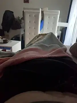 jessieandjames29 online show from 10-09-25, 03:43