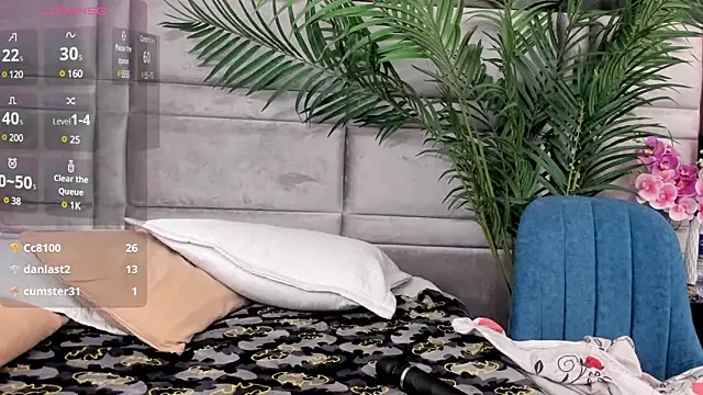 Im gaia online show from 02-06-25, 05:09