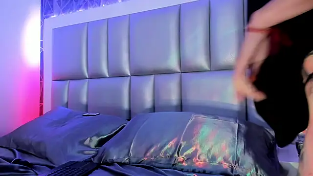 Im gaia online show from 03-04-25, 04:20