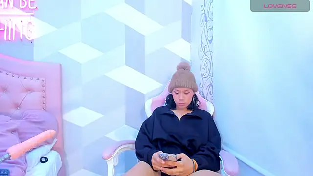 AikoLee  online show from 01-18-25, 05:41