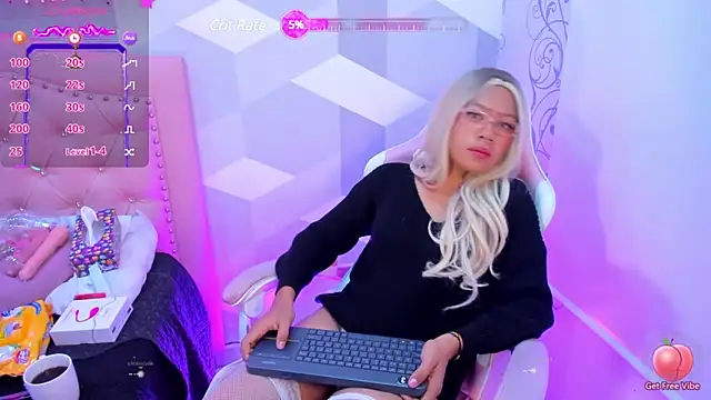 AikoLee  online show from 01-31-25, 11:24