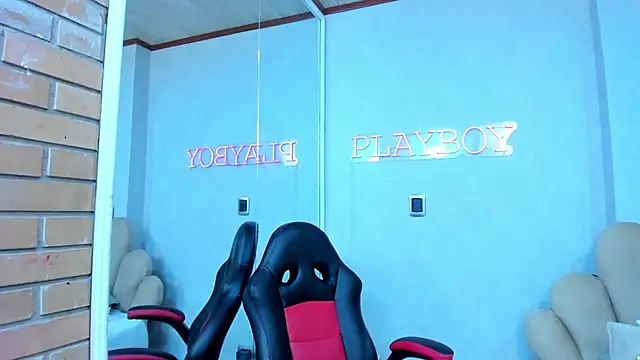 AikoLee  online show from 02-24-25, 04:27