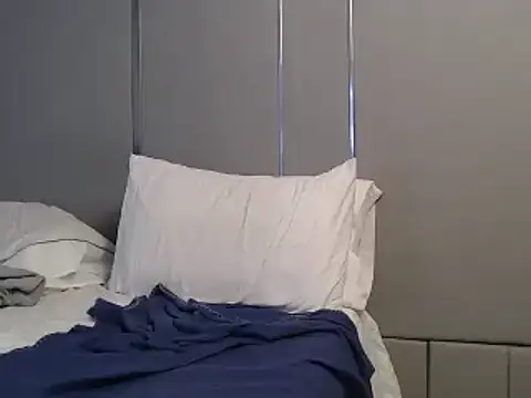 Snapshot of FaustoCock chatting on 12-13-24, 01:12 FaustoCock online show from 12-13-24, 01:12