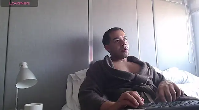 Snapshot of FaustoCock chatting on 01-13-25, 02:42 FaustoCock online show from 01-13-25, 02:42