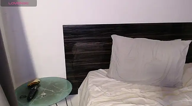 Snapshot of FaustoCock chatting on 02-08-25, 02:15 FaustoCock online show from 02-08-25, 02:15