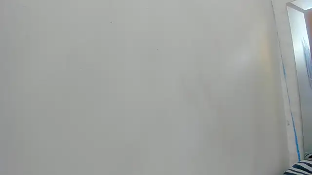 Snapshot of Amy_wats0n chatting on 01-07-25, 07:06 Amy wats0n online show from 01-07-25, 07:06