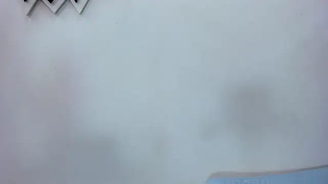 Snapshot of Amy_wats0n chatting on 01-15-25, 01:23 Amy wats0n online show from 01-15-25, 01:23