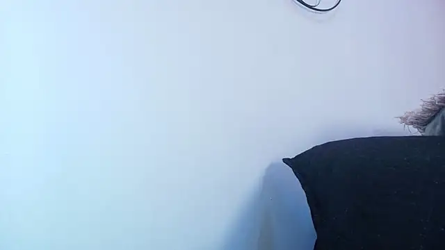 Snapshot of Amy_wats0n chatting on 10-14-25, 07:03 Amy wats0n online show from 10-14-25, 07:03