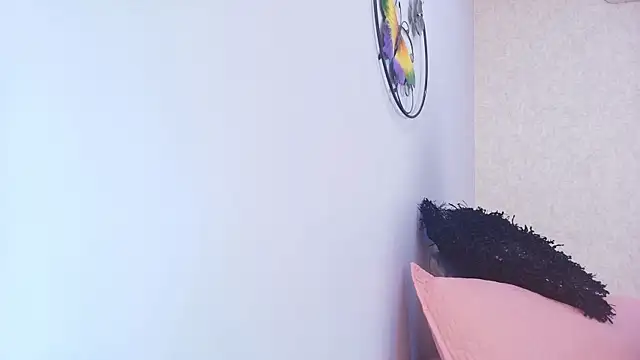 Snapshot of Amy_wats0n chatting on 10-21-25, 07:03 Amy wats0n online show from 10-21-25, 07:03