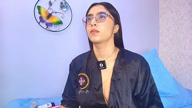 Amy wats0n online show from 12-22-25, 07:11