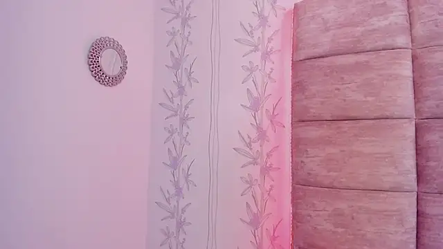 HazelMoret online show from 02-10-25, 06:13