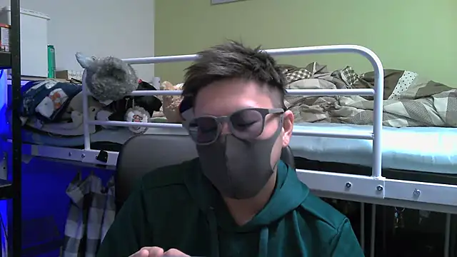 Owl1216 online show from 01-31-25, 11:24