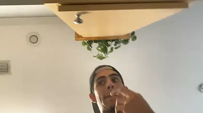 Snapshot of kennylove420 chatting on 12-25-24, 08:50 kennylove420 online show from 12-25-24, 08:50