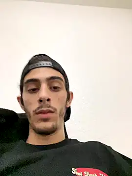 Snapshot of kennylove420 chatting on 12-15-25, 03:44 kennylove420 online show from 12-15-25, 03:44